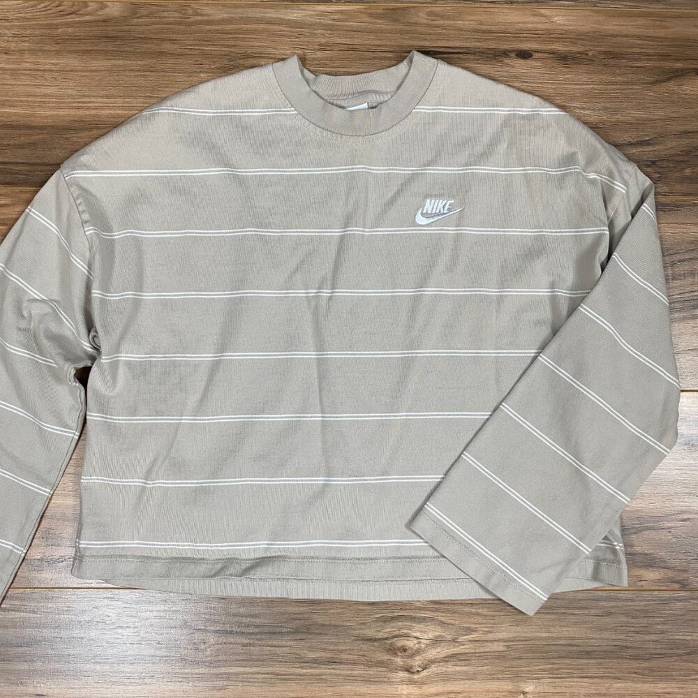 Nike Strip Boxy Crop Crew Neck Long Sleeve‎ Women's Size M Color Cream - Picture 2 of 8